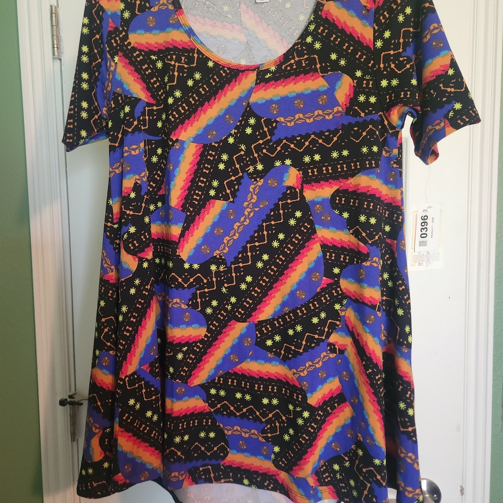 LuLaRoe Multicolor Geometric Print Top